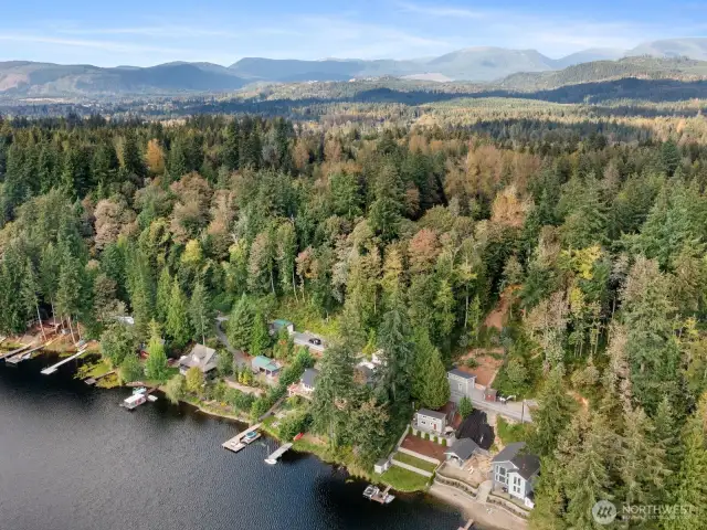 Overhead view of parcel and beautiful surrounding area