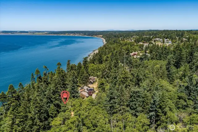 Looking North toward Admiral's Cove.