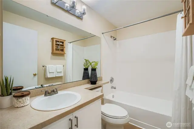 Upstairs Full bathroom with fresh paint, new light fixture!