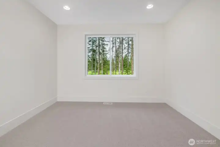 Bedroom 2 (Floor 2)