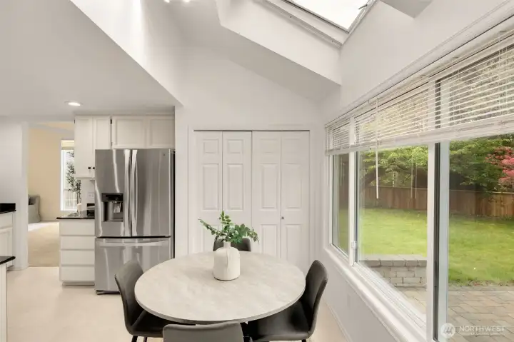 Kitchen eating nook overlooking the backyard