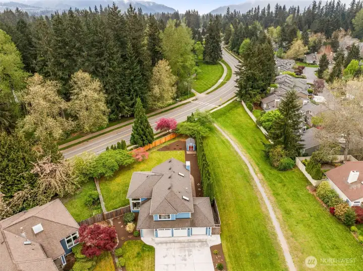 Overhead view to show proximity to Yellow Lake, Lakeside Pool & Park