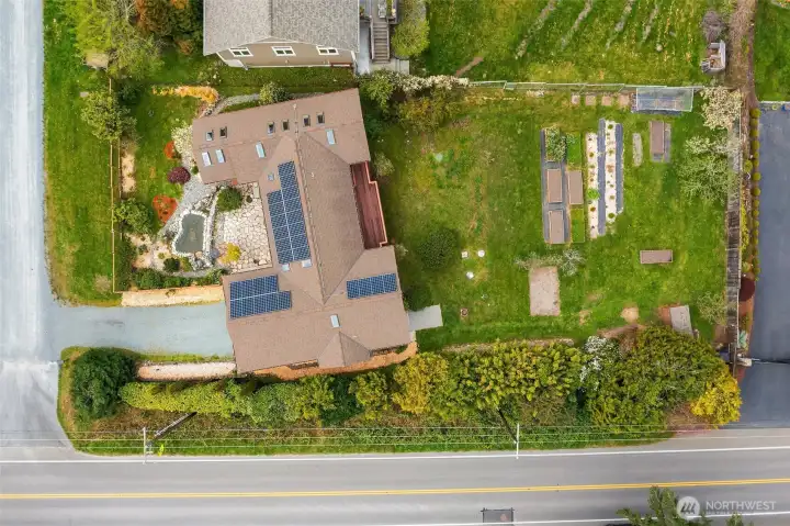 Everything was built very thoughtfully to take full advantage of the site.