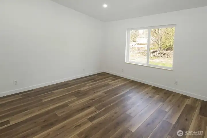 Primary bedroom with en suite and walk in closet