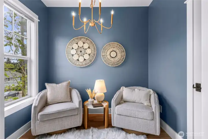Reading nook? Office space? So many options.