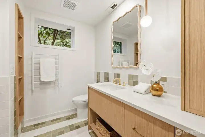 Lower Level Full Bath