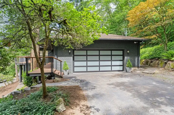 2 Car Garage