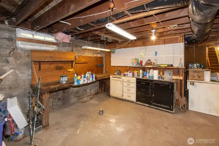 Workshop area of the basement. Workshop area of the basement.