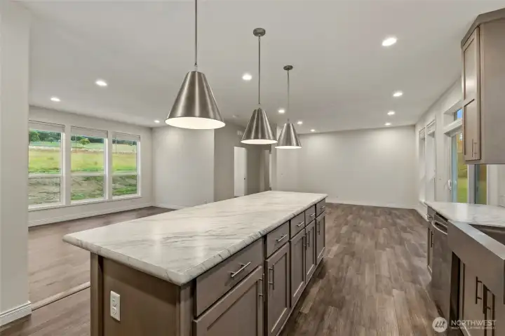 open living /kitchen