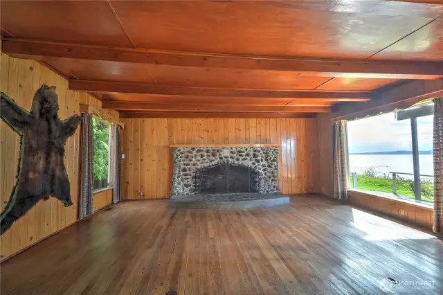 Hardwood floors in Living room with tons of light
