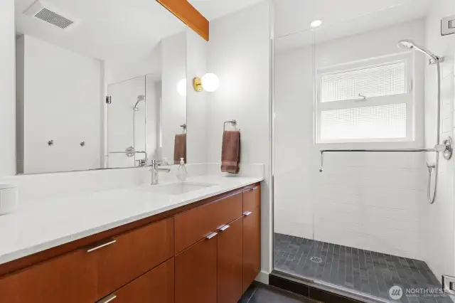Primary suite en suite