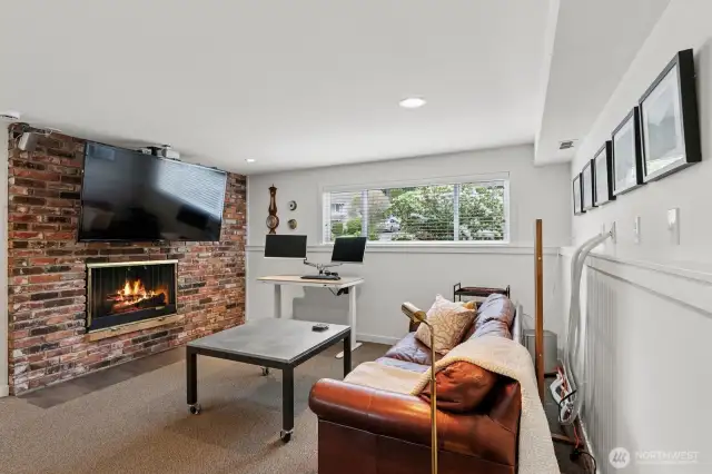 Lower level bonus room