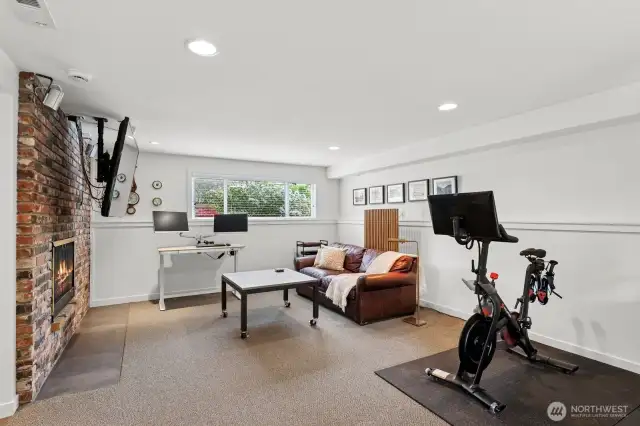 Lower level bonus room