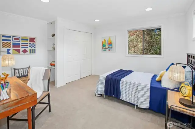 Upper level bedroom 2