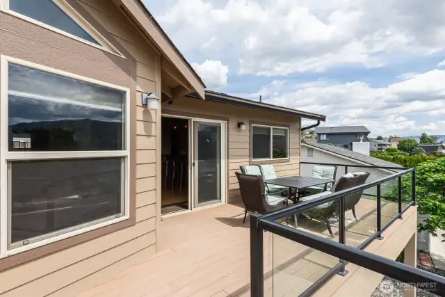Large deck with lake views and watching sunsets