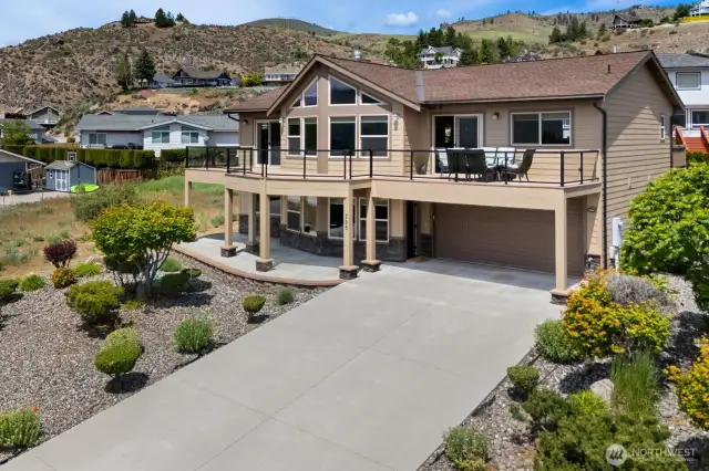3 Bedrooms Custom Home - Chelan Hills