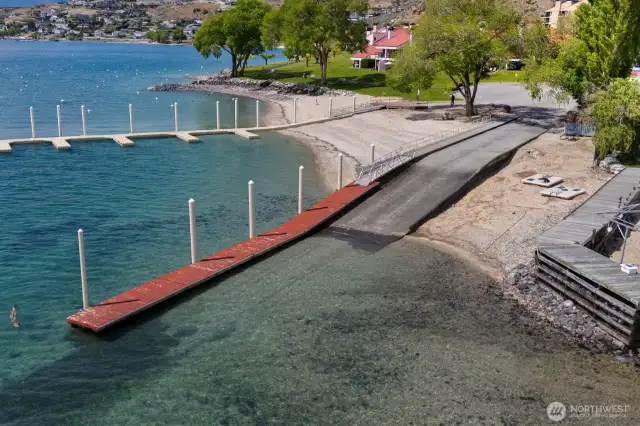 Community boat launch