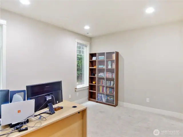 #1-Office/Den/Future Room