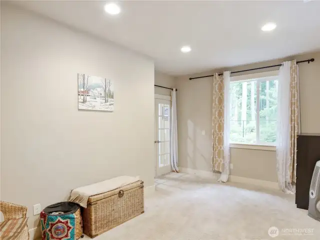 #2-Office/Den/Future Room