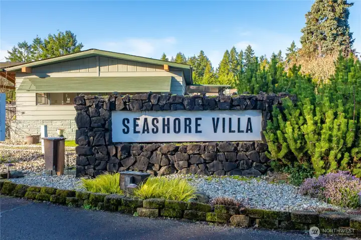 Experience relaxed coastal living at its finest in Seashore Villa—a vibrant waterfront 55+ community where lifestyle, comfort, and connection come together.