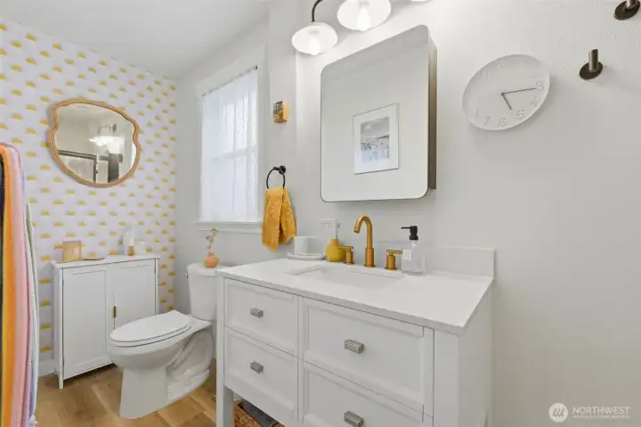 Newly renovated "jack & Jill" bathroom off bedroom 2.