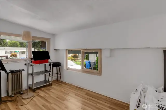 Extra Room