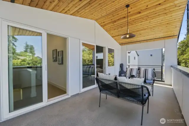 Beautiful covered deck!