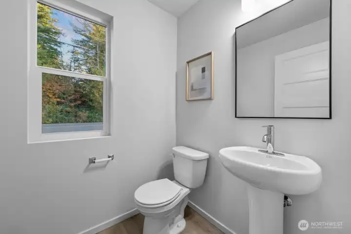 Photographs are for illustrative purposes only. Features, finishes, interior/exterior colors, landscaping and floorplan shown may vary from actual homes built.