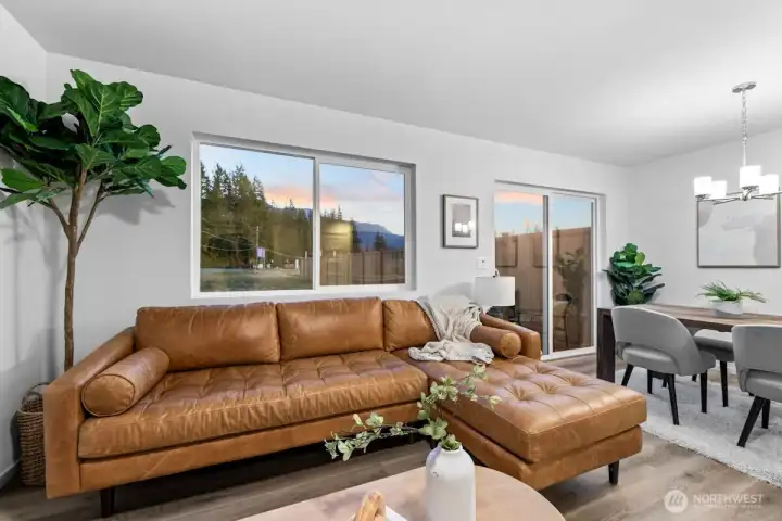 Photographs are for illustrative purposes only. Features, finishes, interior/exterior colors, landscaping and floorplan shown may vary from actual homes built.