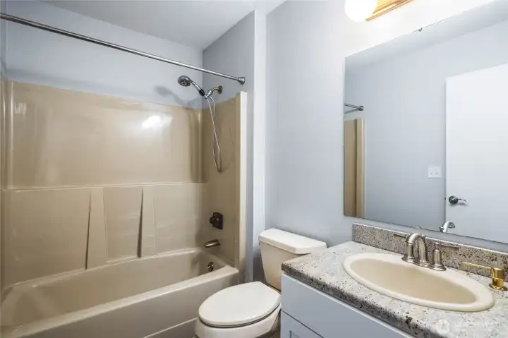 Guest Full Bath