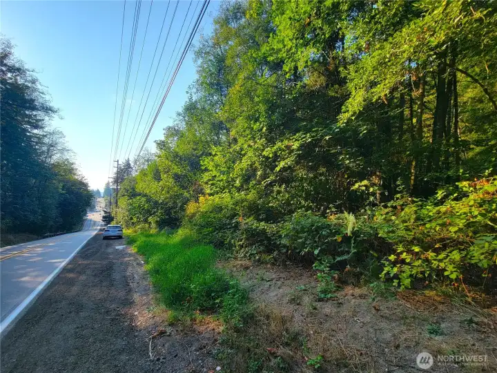 Please park your car facing west on the side of the property where the shoulder is widest, where the car shown in the picture.