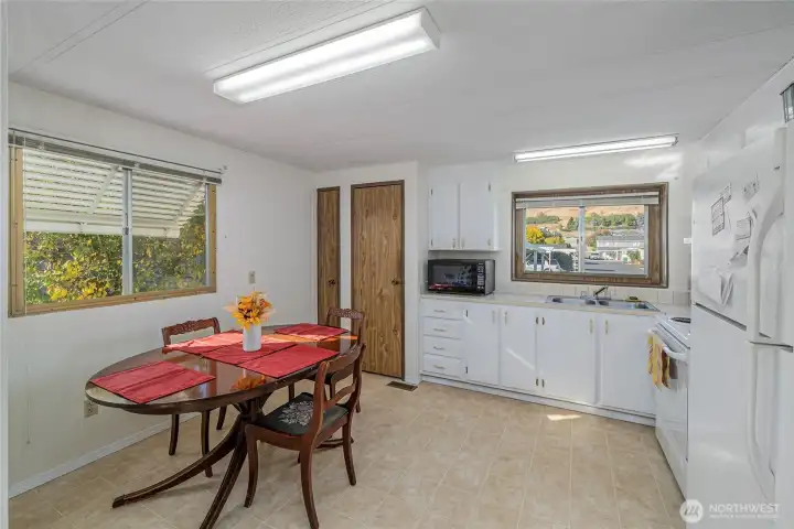 Kitchen with eating area
