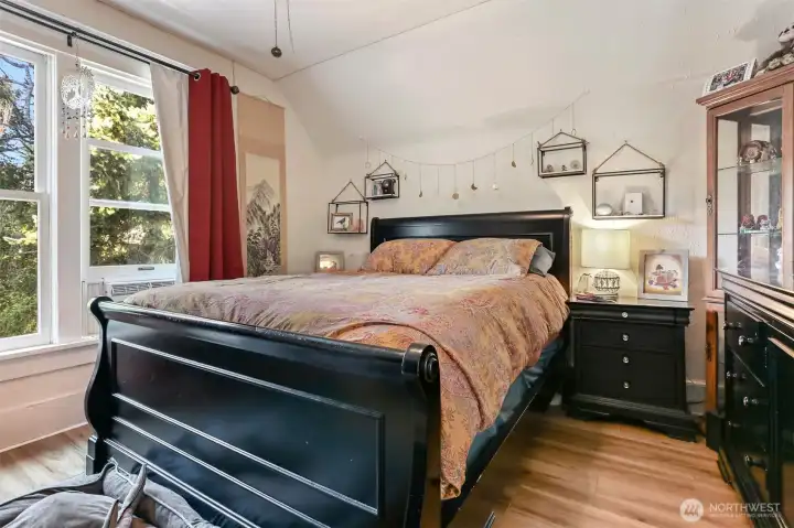 Second floor primary bedroom