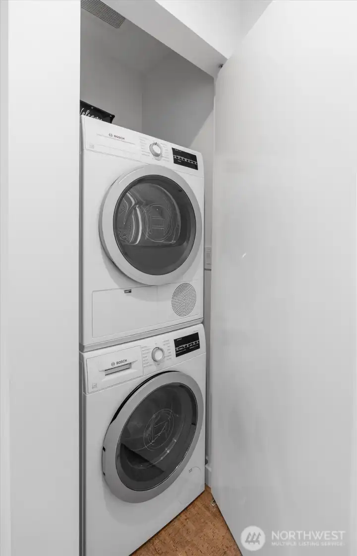 Washer / Dryer on ground level - stays with the Buyer.