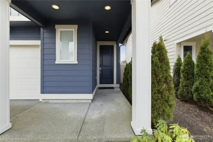 Covered front porch ~
