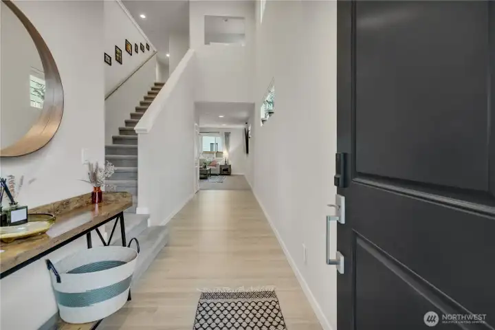 Welcome home! Enter into this huge foyer with 2 story ceilings~