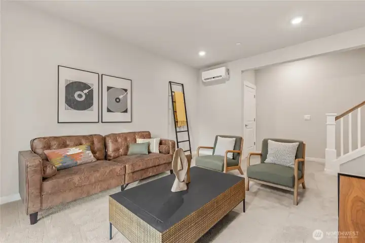 Photo's are for representational purposes only. Colors and finishes may differ.