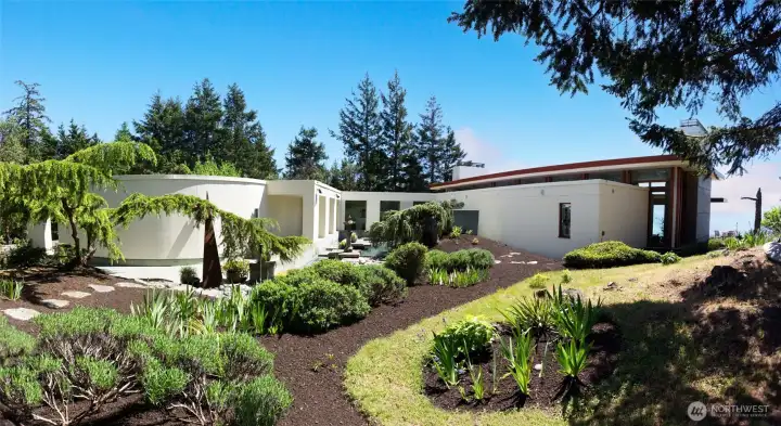 Entrance from driveway