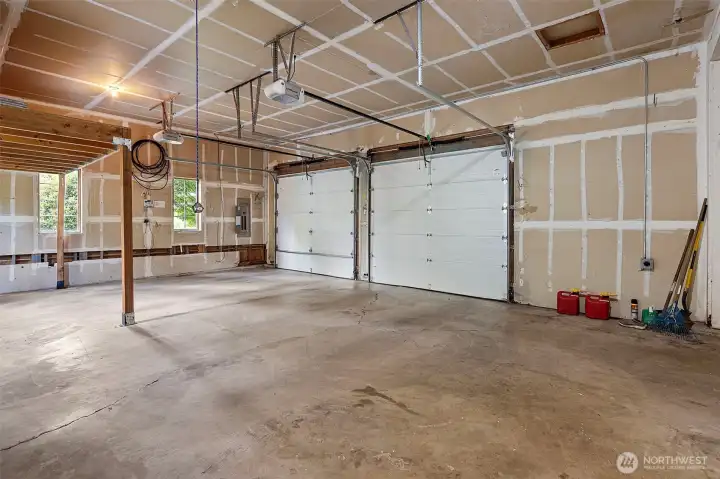 I don't usually highlight a garage but this one is pretty fantastic!