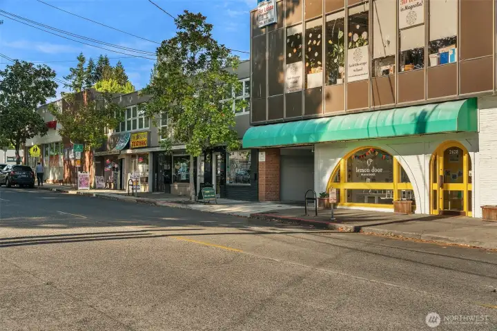 Find all your shopping, eating, and spa needs just up the street.