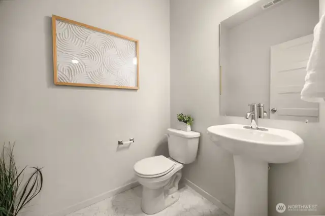 Photographs are for illustrative purposes only. Features, finishes, interior/exterior colors, landscaping and floorplan shown may vary from actual homes built.