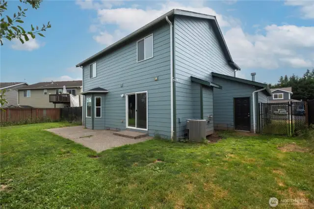 Built in Storage. Gated Access To Side.