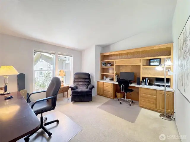 guest bedroom 2 or office