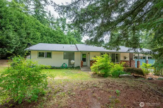 Charming attractive home with so many special features! See virtual tour link for 3D walkthrough, interactive floor plans and more.