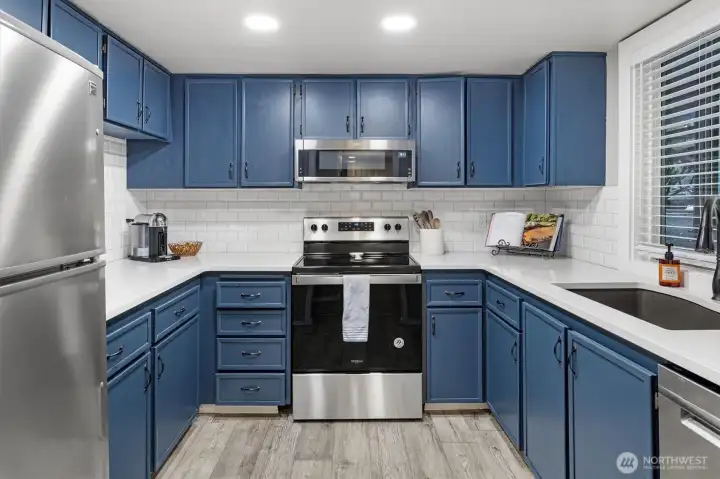 Updated kitchen with Updgraded appliances throughout