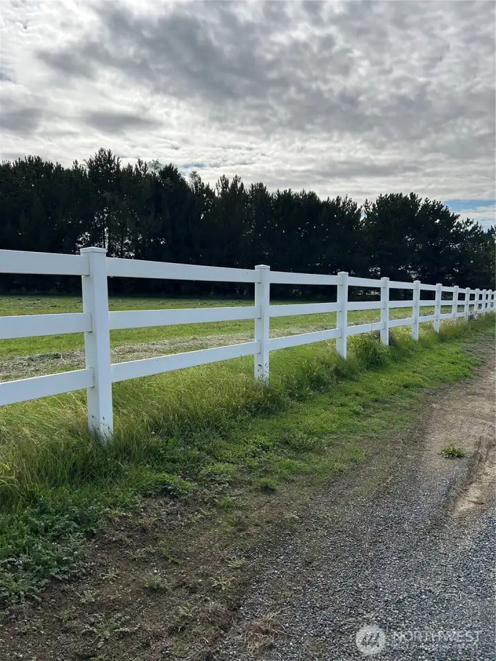 Vinyl Fencing fronts Bacon Lane