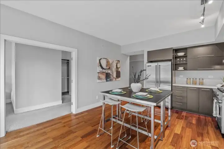 Your love this floorplan, tables in kitchen can stay if desired.