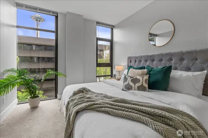 Space Needle view from your beautiful bedroom with walk-in-closet and ensuite.