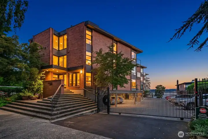 Lakeshore West Condominiums