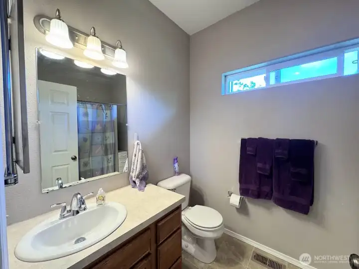 full guest bath